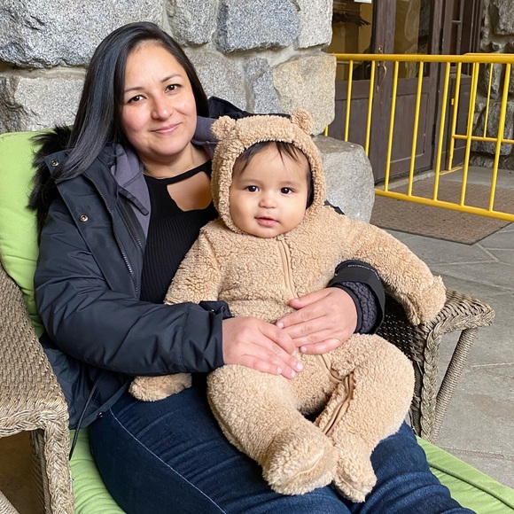 Meet your Posher, Angelica - Picture 1 of 3